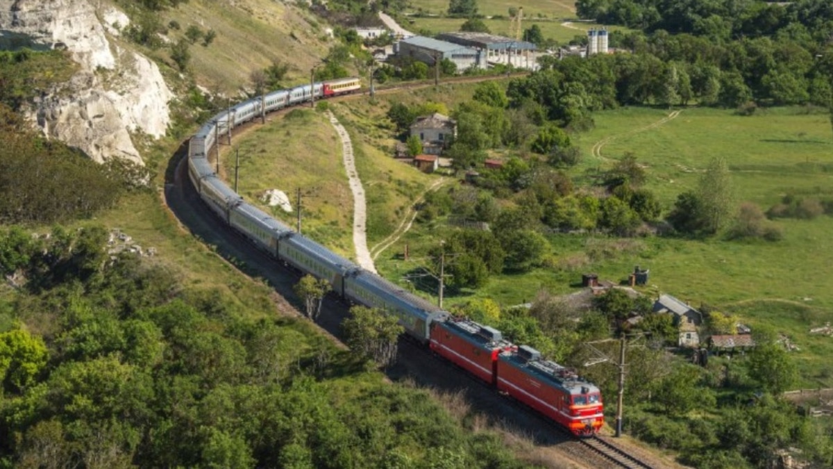 Російський перевізник має намір запустити ще один щоденний потяг із РФ до Криму