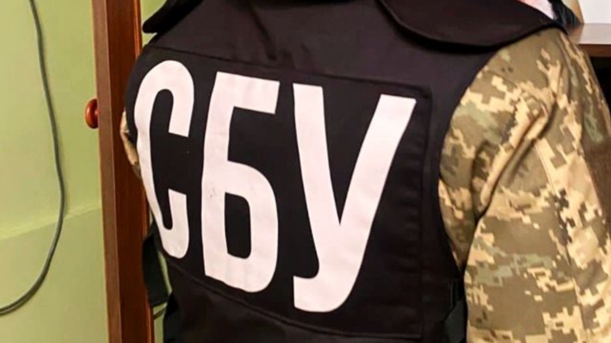 Трьом судовим приставам РФ загрожує до 15 років за сприяння у вербуванні жителів Криму до армії РФ – СБУ